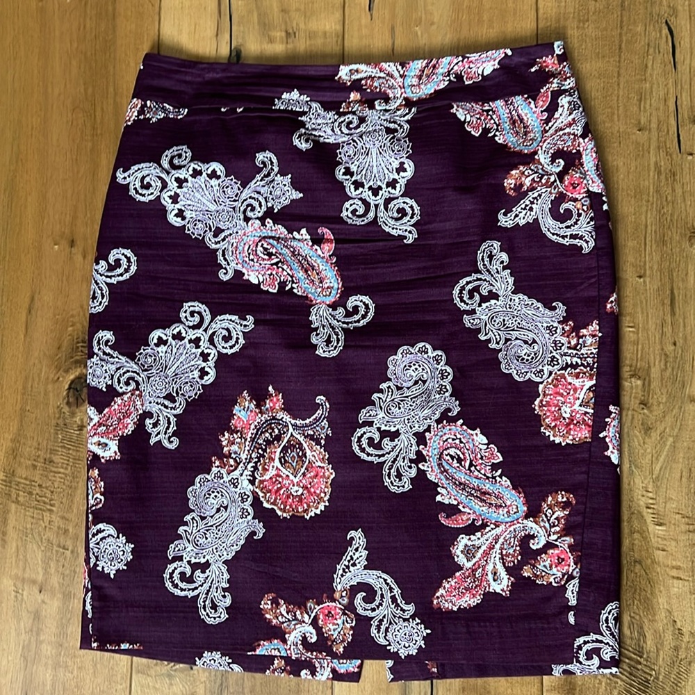 Ann Taylor Pencil Skirt- 10